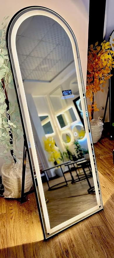 Smart LED mirror with Bluetooth technology, anti-fog, touch control, built-in heater, speaker, digital clock, temperature and date display, and 3 adjustable lighting modes from Leon Home, 1.7m x 60cm