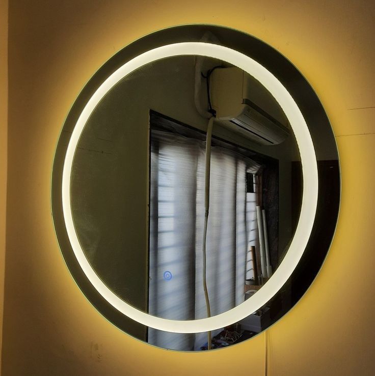 70cm diameter round mirror with LED