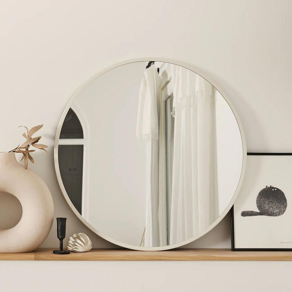 Round mirror, metal frame, 70cm diameter