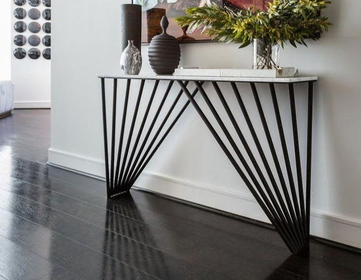 Luxurious decorative console